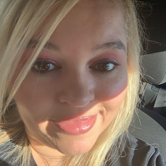 Meet your Posher, Rochelle - Picture 15 of 16